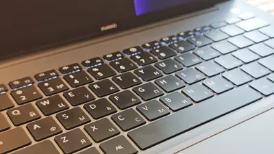 Huawei MateBook 14 – 16/512 GB – 21 млн донгов