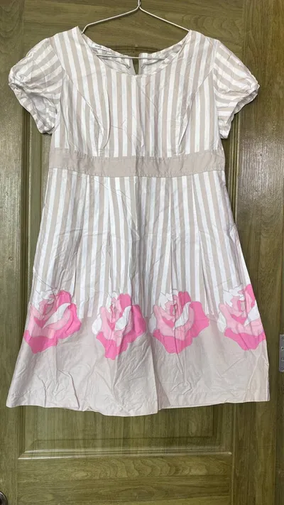 Váy cotton Size 46–48 với túi – 100K VND
