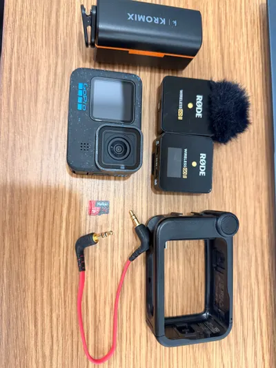GoPro 12 HERO BLACK – 미디어 모듈, 512GB 카드 및 Road 마이크가 포함된 완전 키트