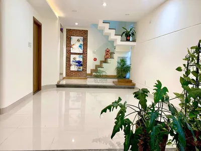 Nhà hiện đại với thang máy & 2 phòng ngủ tại VCN Phước Hải – hoàn toàn được trang bị nội thất, 4 phòng tắm – 25 triệu VND/tháng