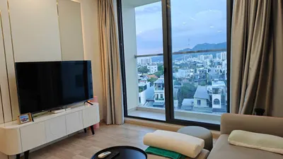 CT1 럭셔리 리버사이드 아파트 렌탈 – 2베드룸 – 75m² – 월 1,600만 VND