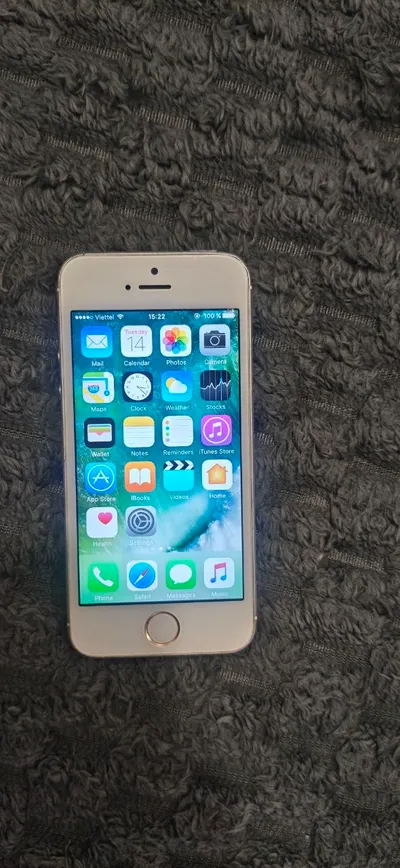 iPhone 5 16GB – 작동 상태 양호 – 배터리 수명 정상 – 250,000 VND