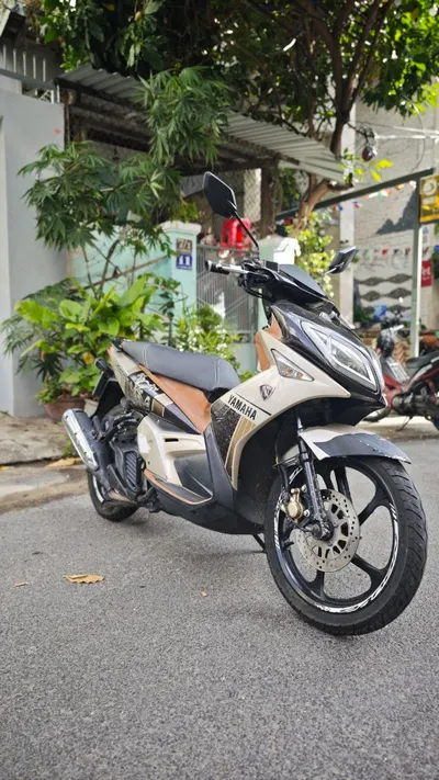 Yamaha Nouvo 135 – 2013 года, исправный и надежный, готов к поездкам, два шлема – 9 млн VND