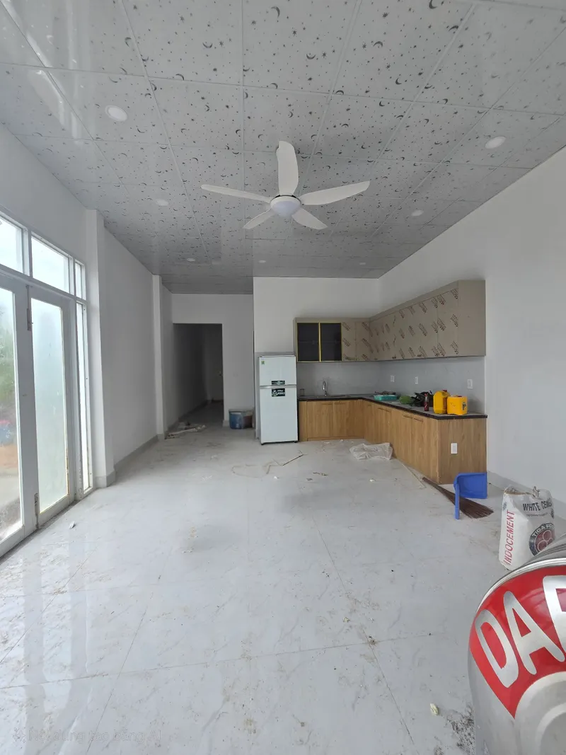 Nhà 2 phòng ngủ cho thuê ở phía bắc Nha Trang – 16 triệu VND/tháng (có sẵn từ 20/7/2025) — 2/3