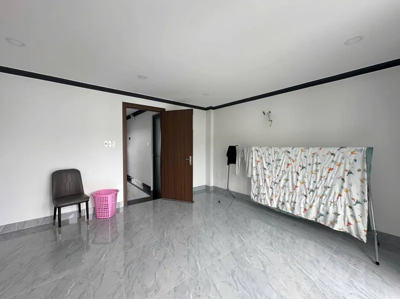 Nhà 4 phòng ngủ cho thuê ở Phía Bắc Nha Trang – 5 phút đi bộ đến biển, 25 triệu VND/tháng — 7/8