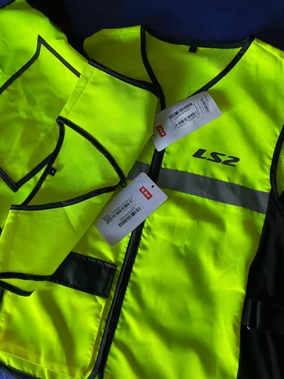 2x LS2 Hi-Vis 오토바이 안전 조끼(신제품) – M & L 사이즈