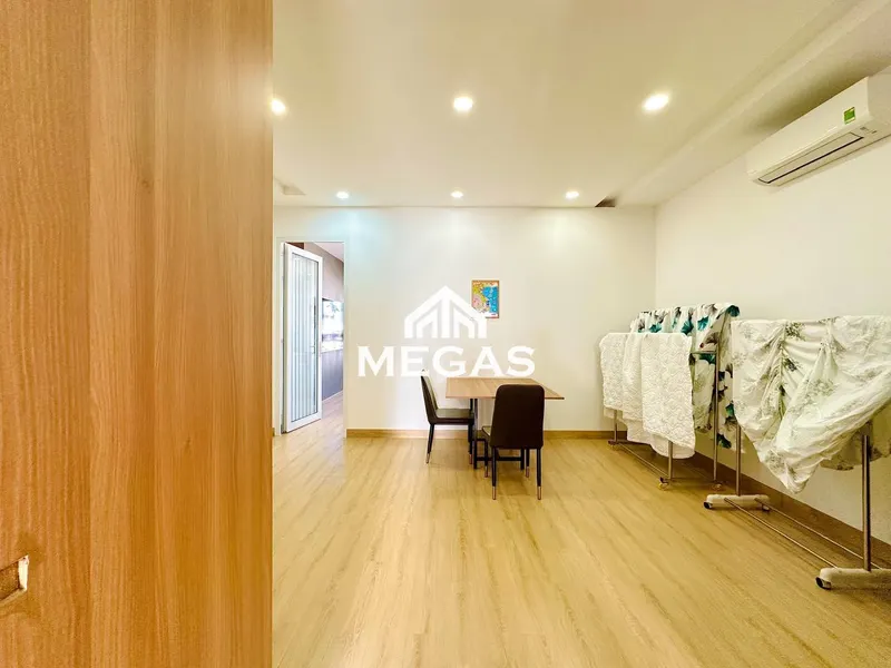 1베드룸 아파트 임차 – 냐짱 중심부 – 60m² – 1100만 VND/월 — 5/6