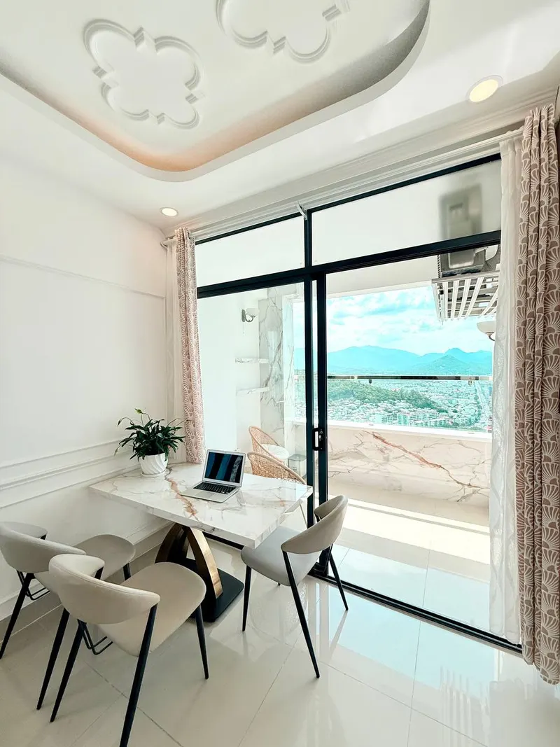 Căn hộ 3 phòng ngủ tại Khu đô thị Napoleon – Đầy đủ nội thất – Nhìn ra biển và núi – 16 triệu/tháng — 5/8