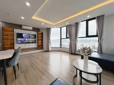 Corner 2-Bedroom Apartment for Rent – HUD Building, Nguyễn Thiện Thuật Street – 28M VND/Month