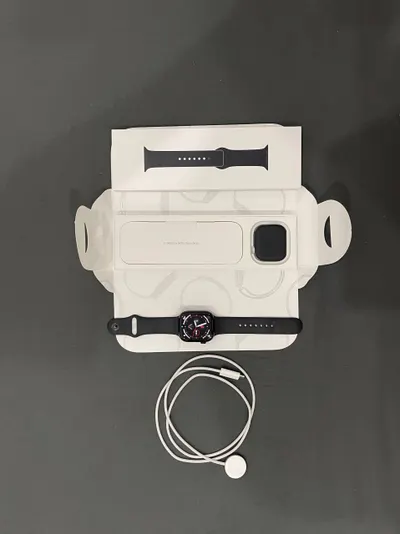 Apple Watch Series 10 46mm 제트 블랙 – 완전한 세트