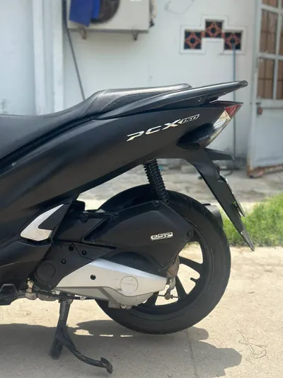 本田PCX-3 150cc摩托车2018年 – 4500万越南盾