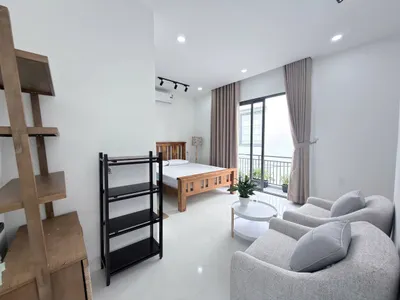 Nha Trang 시내 중심의 새로운 1층 주택 임차 – 50m², 욕실 2개, 1400만 VND/월, 7월 16일부터 이용 가능