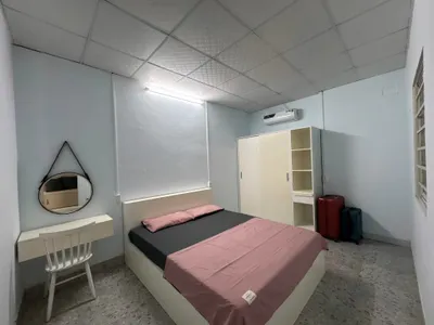 Nhà 2 phòng ngủ có vườn ở phía bắc Nha Trang, 300m từ bãi biển – 12 triệu VND/tháng