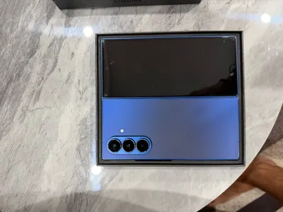 삼성 Galaxy Z Fold7 – 새 것 같은 상태 – 3750만 VND