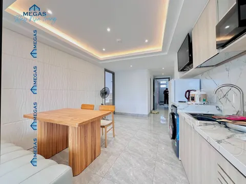 2-Bedroom Apartment with High-Floor Balcony – City Center, Nha Trang – 17 Million VND/Month