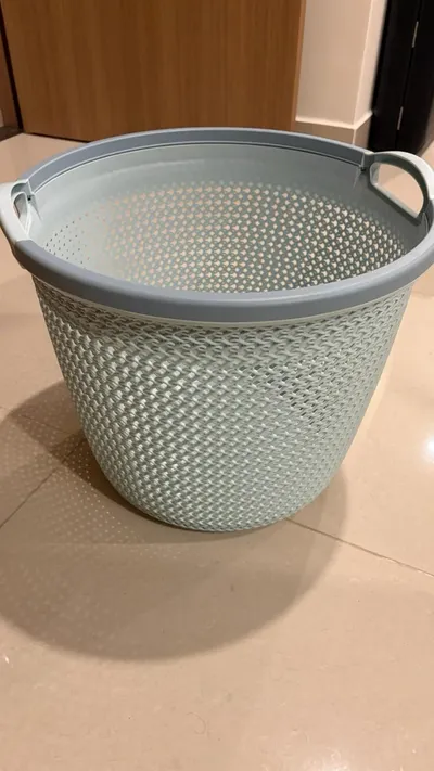 家用物品套装 – 料理机、电热水壶、垃圾桶、洗衣篮