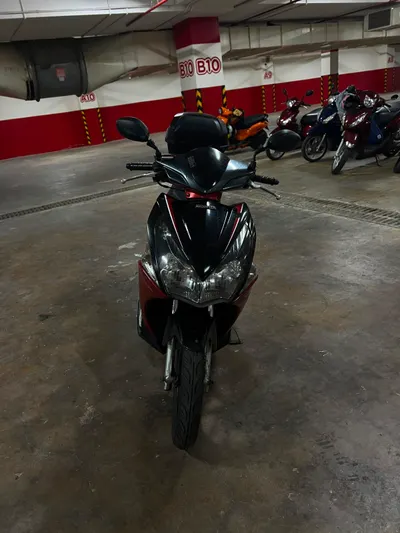 Honda Airblade 110cc (2012) – Vừa bảo dưỡng – Lốp sau mới – Kèm sàn và cốp