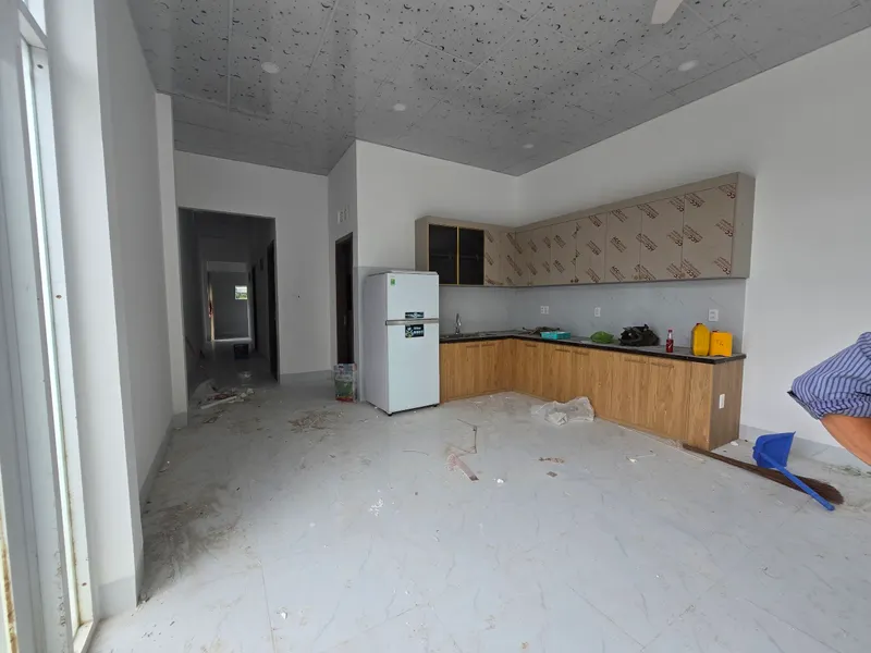 Nhà 2 phòng ngủ cho thuê ở phía bắc Nha Trang – 16 triệu VND/tháng (có sẵn từ 20/7/2025) — 3/3