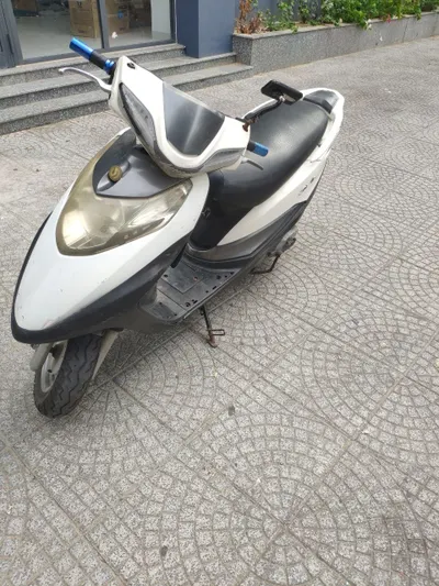 Bulk Lot: Scooter, Tools, Costume, Guitar, and Helmet for Sale – 10.7M VND