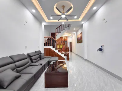 3-Story House for Rent – 4 Bedrooms, 5 Bathrooms, Fully Furnished – 14M VND/Month