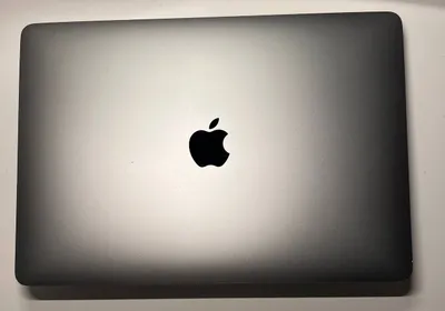 MacBook Pro 13" 2020 – Intel i5, 16 GB RAM – 9 900 000 VND