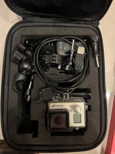 Bán lô hàng lẻ – giá đỡ xe máy, lõi máy tính, hệ thống âm thanh, GoPro và hơn thế nữa