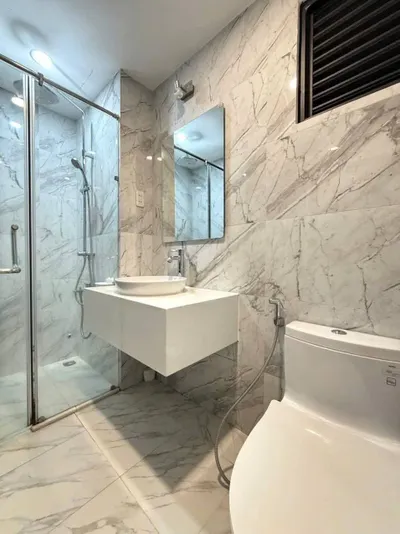 Двухспальная квартира в аренду в CT2 Phuoc Hai – 88м², угловой блок, бассейн и парк на крыше – 18 млн донгов/месяц