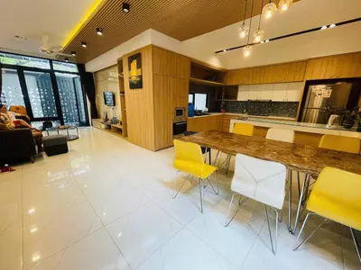 나트랑 중심부 3침실 집 임대 – 250m² – 2,500만 VND/월