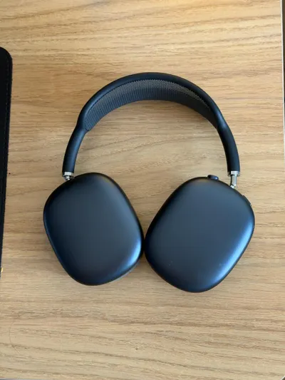 Apple AirPods Max, тёмно-серый (Space Grey) — практически новые