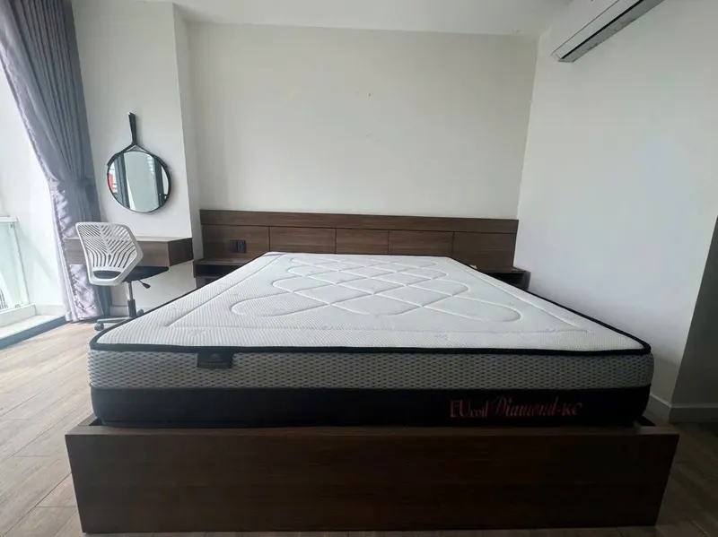 1-Bedroom Apartment for Rent in Nguyen Thien Thuat, Center – 9 Million VND/Month