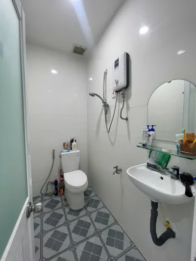 Nhà cho thuê với vườn trên đảo Hòn Nghe – Tầm nhìn thành phố – Phía bắc Nha Trang – 4 km từ bãi biển