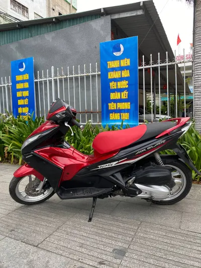 本田Air Blade 125cc 2013 – 状况优秀 – 文件齐全