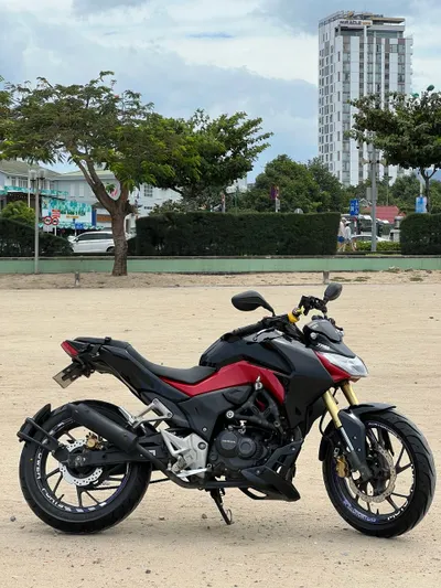 Мотоцикл Honda CB190R – Надежный, Экономичный, Недавно Обслужен – 32 млн ₽