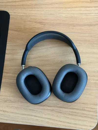 Apple AirPods Max, тёмно-серый (Space Grey) — практически новые
