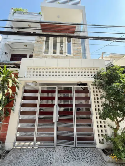 Nhà 3 phòng ngủ cho thuê ở trung tâm Nha Trang – 17 triệu VND/tháng