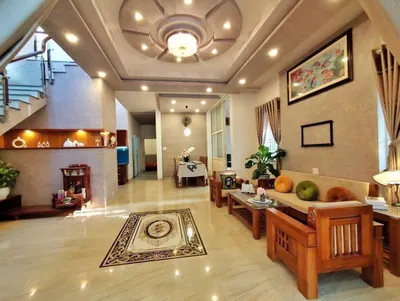Villa 4 Phòng Ngủ cho Thuê ở Phía Bắc Nha Trang – 200m², Vườn & Bãi Đỗ, 35 Triệu VND/Tháng