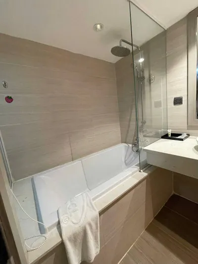 Studio Apartment with Sea View – Oceanus – 9M VND/Month – Flexible Use (Residential or Beauty Workspace)