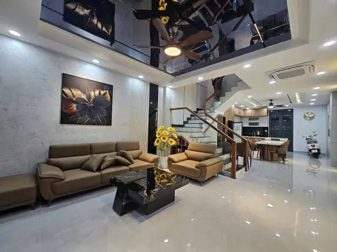 3-Story House for Rent – 270 m², 3 Bedrooms, Fully Furnished – My Gia 7, West Nha Trang – 32M VND/Month