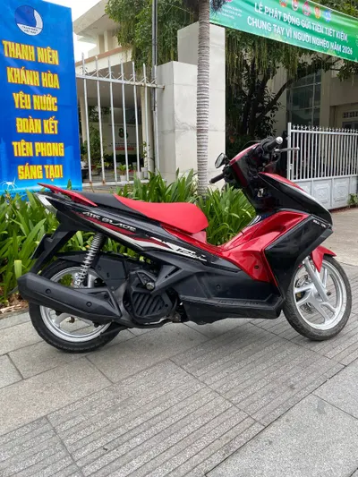 本田Air Blade 125cc 2013 – 状况优秀 – 文件齐全