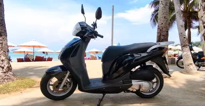 Honda PS 155cc Скутер на продажу – итальянского производства, черный, обслужен