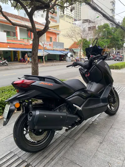 Yamaha X-Max 300 2023г.в. – Скутер на продажу