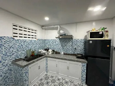 Nhà 1 phòng ngủ cho thuê ở ngõ Hồng Bàng, trung tâm Nha Trang – 53 m², 16 triệu VND/tháng