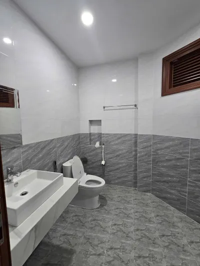 House for Rent in North Nha Trang – 300 m², 5 Bedrooms, 6 Bathrooms, 500m to Beach – 27M VND/Month