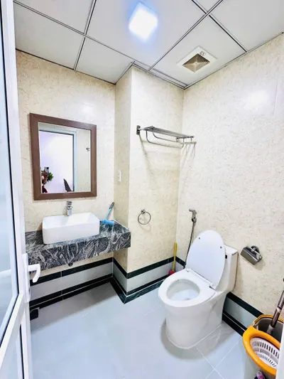 2卧室公寓出租 – Oceanus，顺化北部（陈富街）– 2间浴室，家具齐全，健身房 – 1450万VND/月