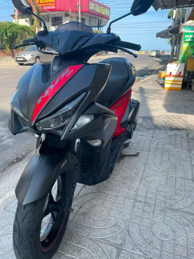 雅马哈NVX 155摩托车，2018年 – 智能钥匙，ABS，定期保养，有证件 – 22,500,000越南盾