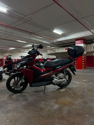 出售本田Air Blade 110（2012年款）- 技术状况完美