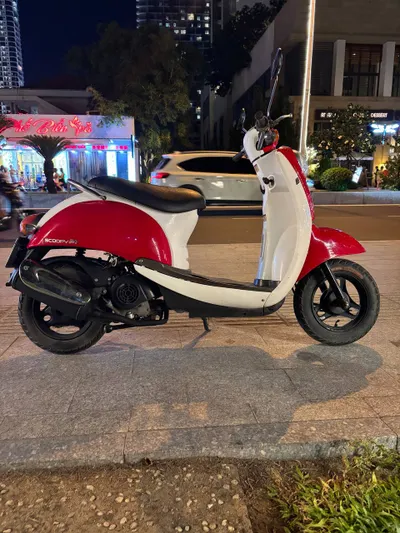 Scoopy 50cc Scooter for Sale – 2018 – Vietnamese Make – 7.8M VND