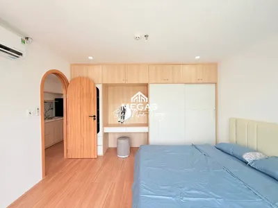 Căn hộ 1 phòng ngủ với ban công rộng – trung tâm thành phố, gần biển