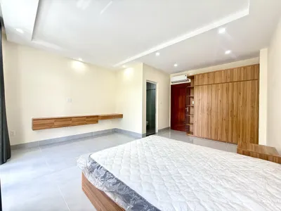 3-спальный дом с террасой – 260 м² – 26 млн донгов/месяц