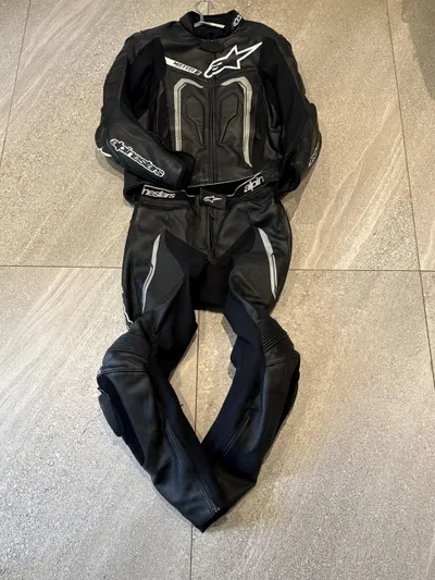 Men's Motorcycle Suit for Sale (EU Size 50)